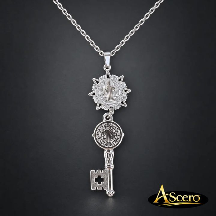 Cadena con Colgante Llave de San Benito con Medalla